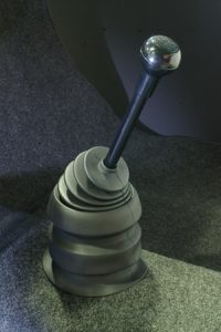 915_classic_shifter_under_boot