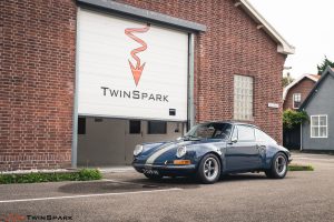 Porsche 911 Retro Turbo Hot Rod-1111